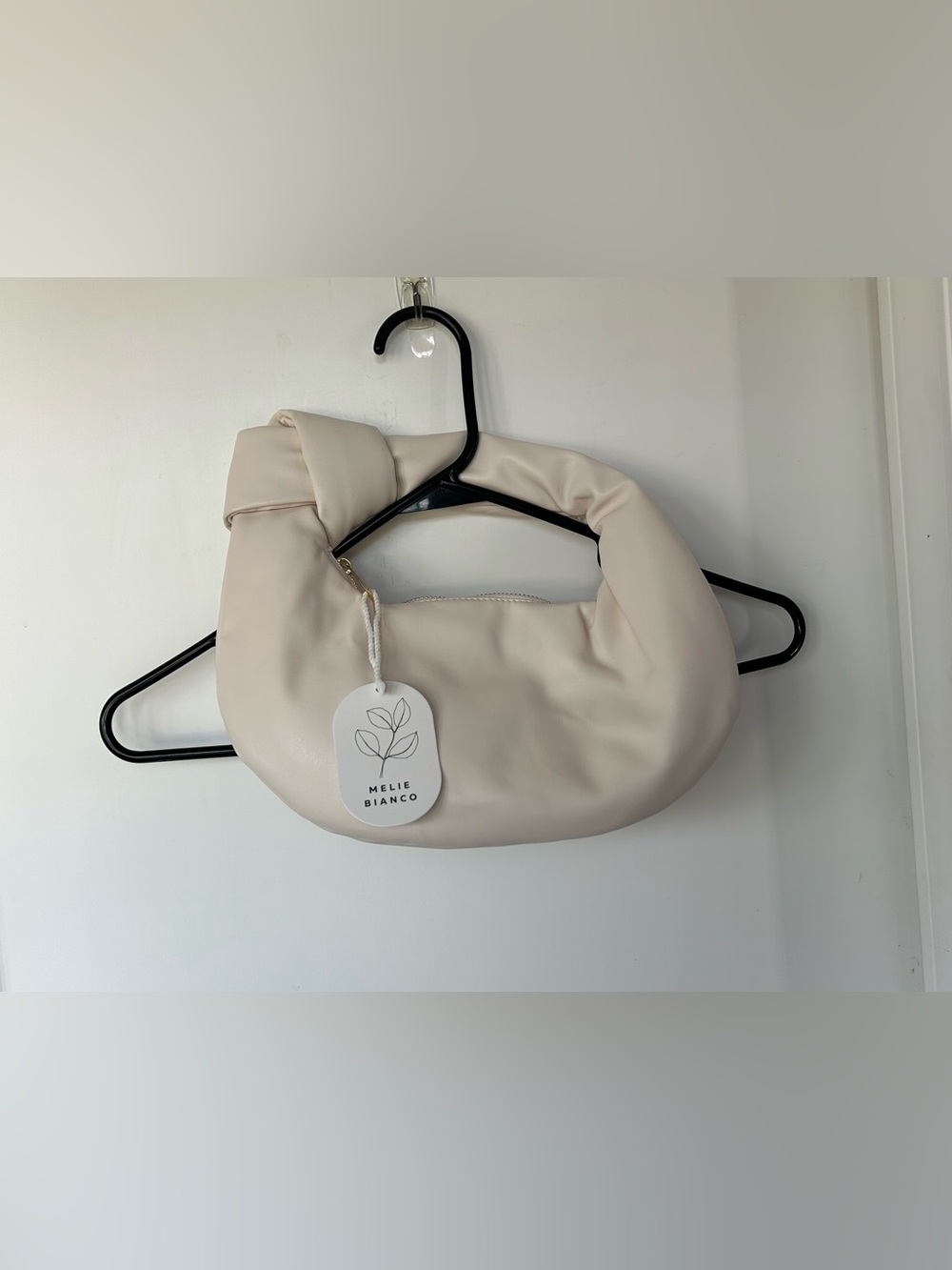 ✨ NWT Melie Bianco Alexandra Top Handle Bag in Cream ✨